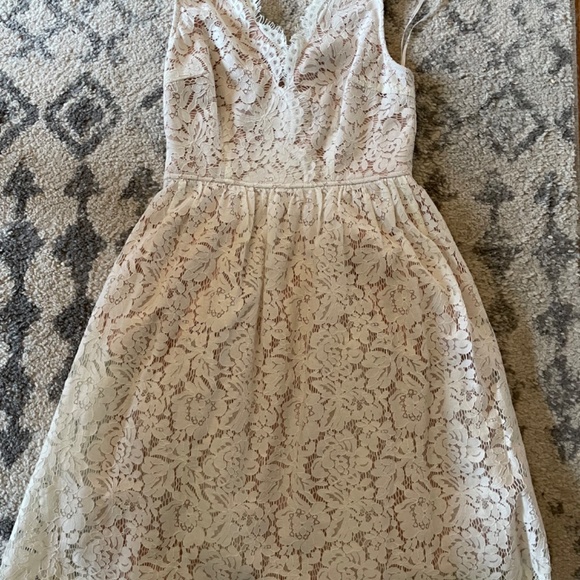 Lulus white dress - Picture 3 of 3